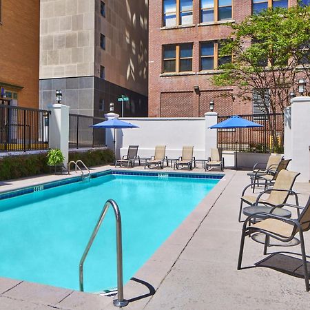 Springhill Suites Memphis Downtown Bagian luar foto