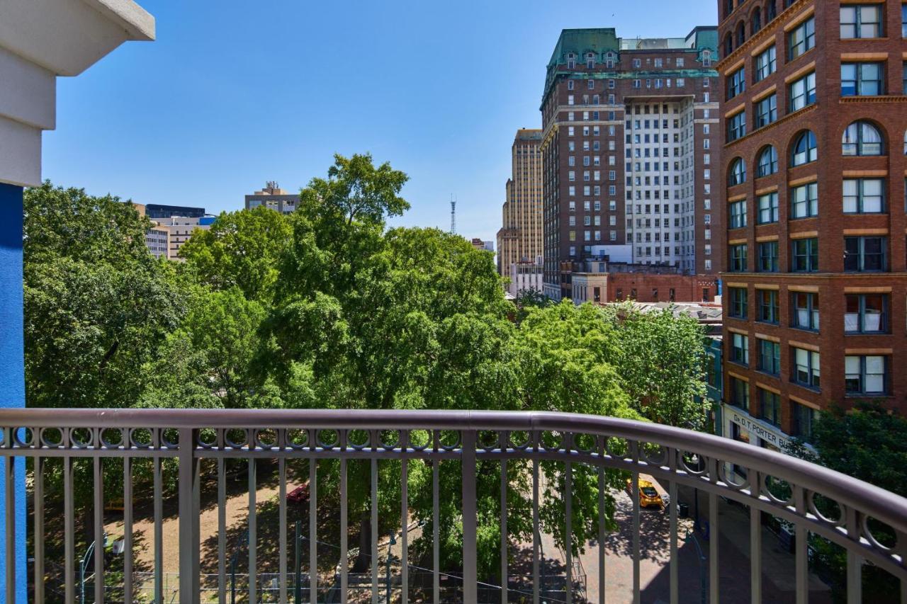 Springhill Suites Memphis Downtown Bagian luar foto