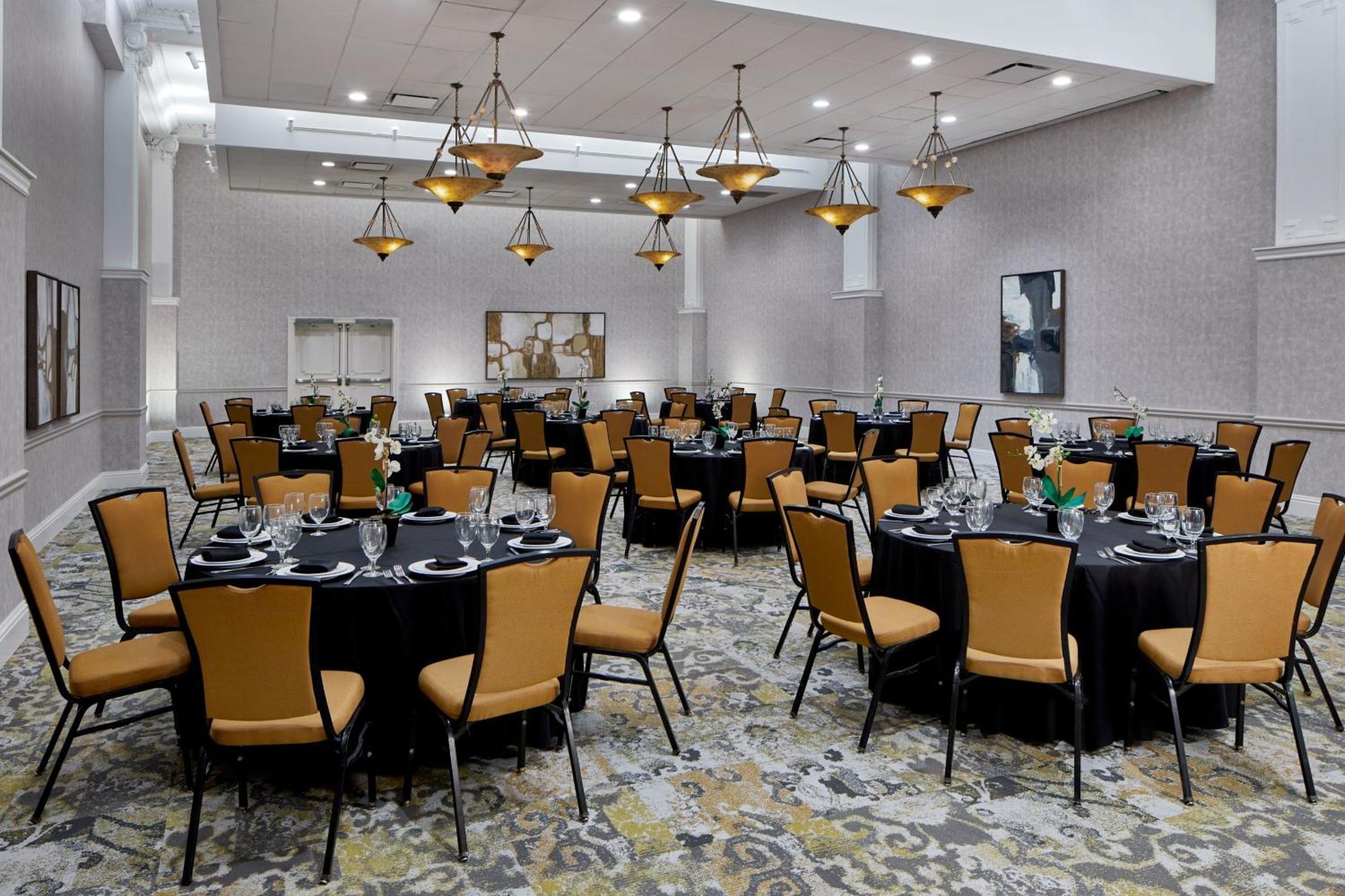 Springhill Suites Memphis Downtown Bagian luar foto